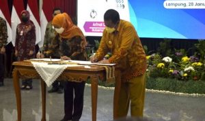 Arinal Djunaidi dan Khofifah Indar Parawansa Tandatangani MoU, Lampung dan Jatim Jalin Kerjasama